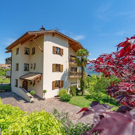 Apartamento Haus Bellutti Termeno Exterior foto