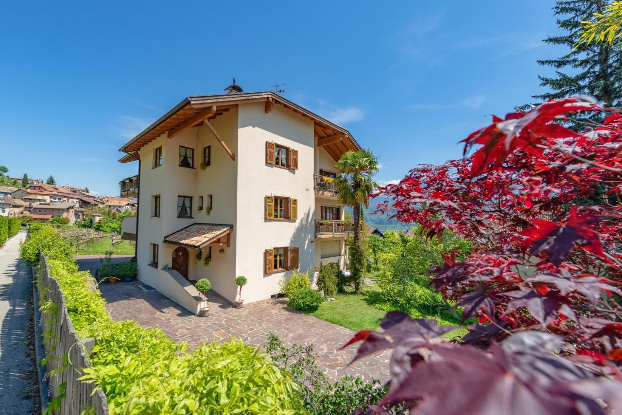 Apartamento Haus Bellutti Termeno Exterior foto