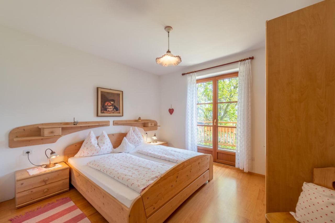 Apartamento Haus Bellutti Termeno Exterior foto