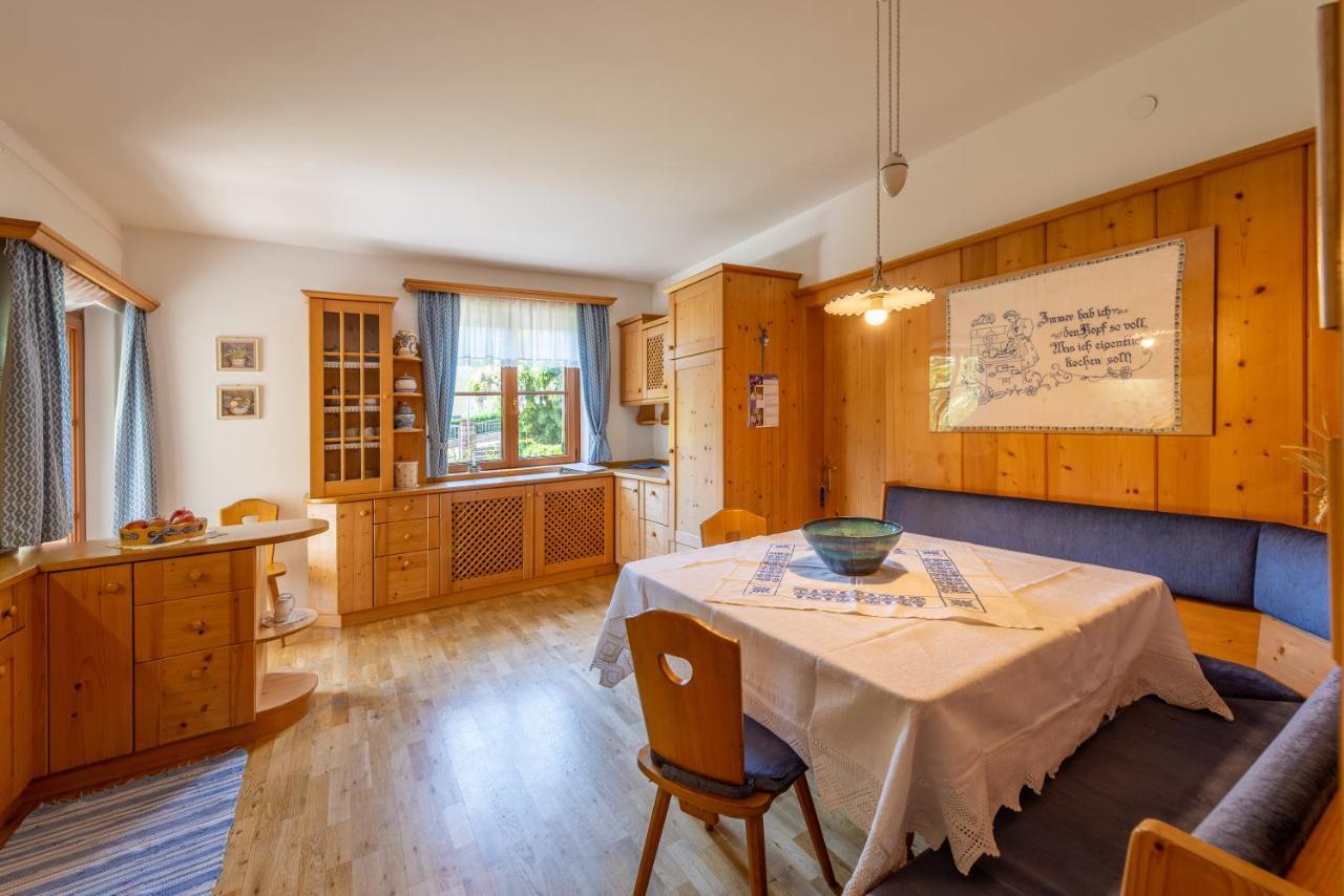 Apartamento Haus Bellutti Termeno Exterior foto