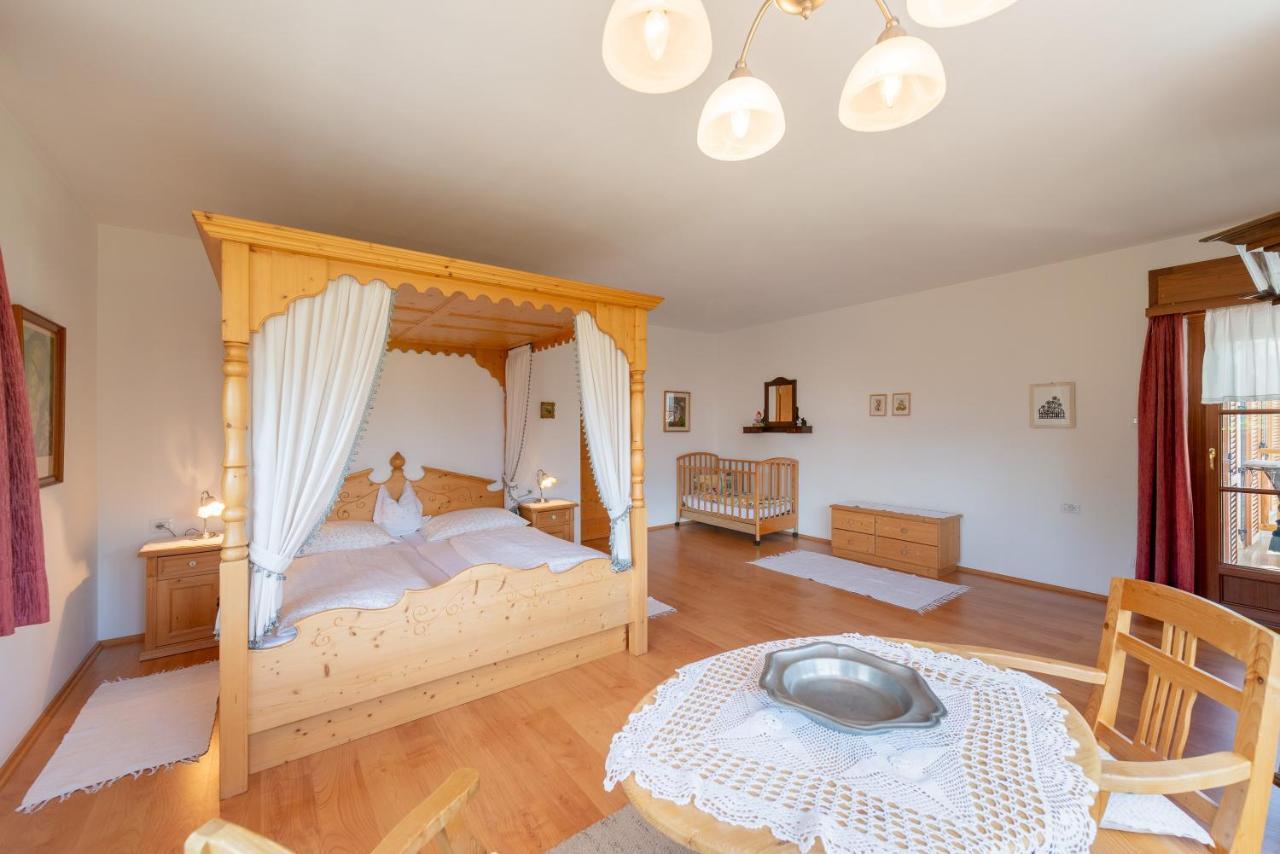 Apartamento Haus Bellutti Termeno Exterior foto